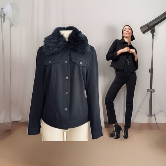 Chico's Black Button Stretch Denim Jacket Removable Faux Fur Collar SZ 3  NWOT - Picture 1 of 9